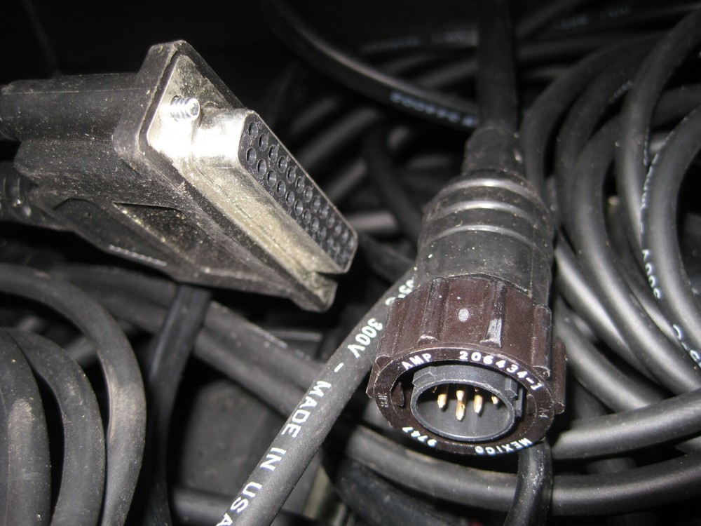 Cummins Inline Data Link Adapter Kit with Case & Cables AA913