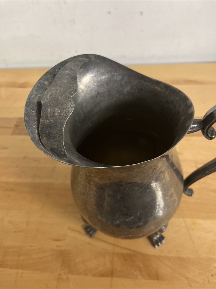 VINTAGE LEONARD SILVER PLATED WATER PITCHER - 8" Tall