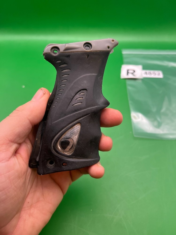 DyeGrips