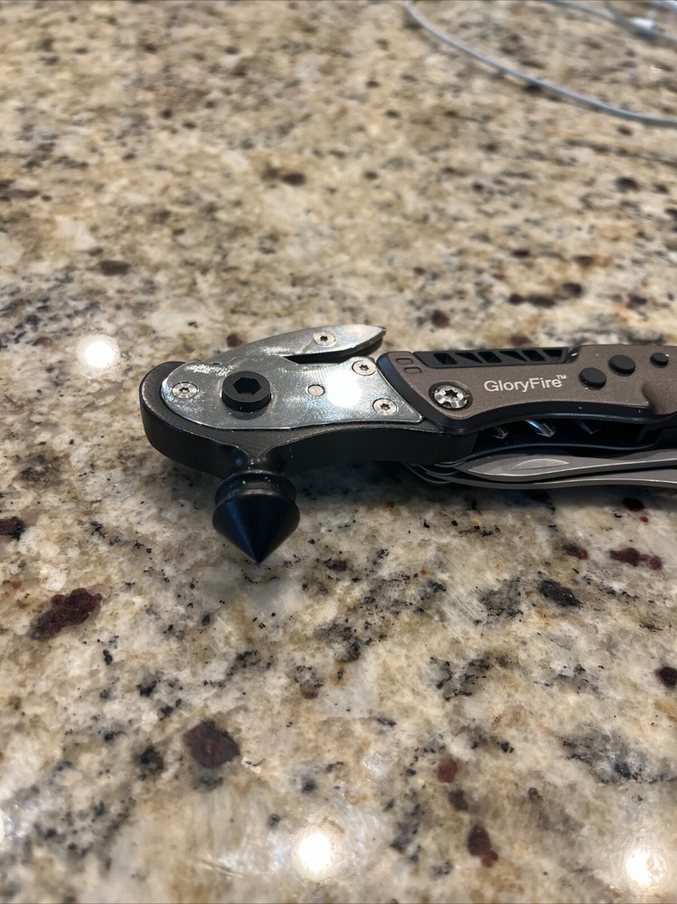 Multi Tool For Men,Tool Kit,Window Breaker Seatbelt Cutter,Multitool Knife,Ca...