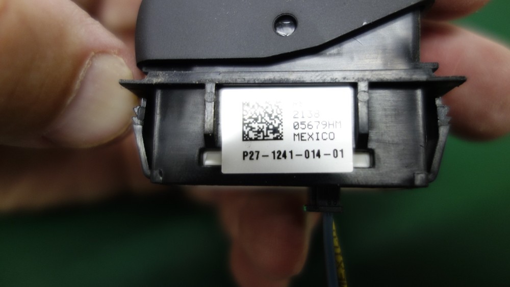 PACCAR Kenworth Sleeping Dome Light Switch P27-1241-014-01