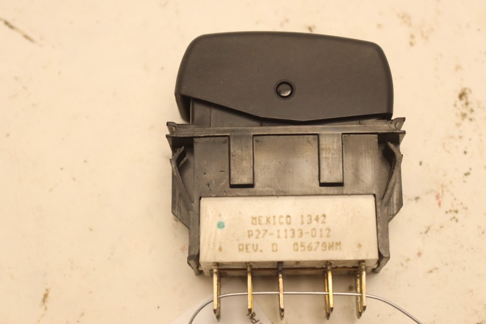 2013-2021 PETERBILT 579 REGEN DISABLE MANUAL CONTROL SWITCH BUTTON OEM