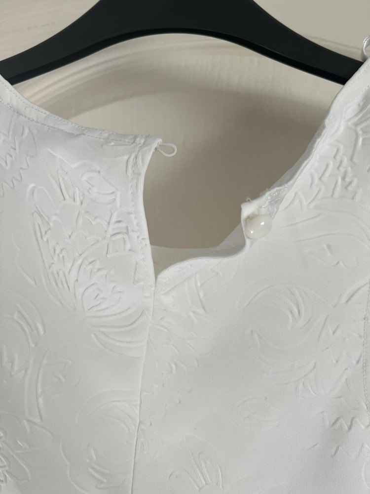 New Look White pendulum top
