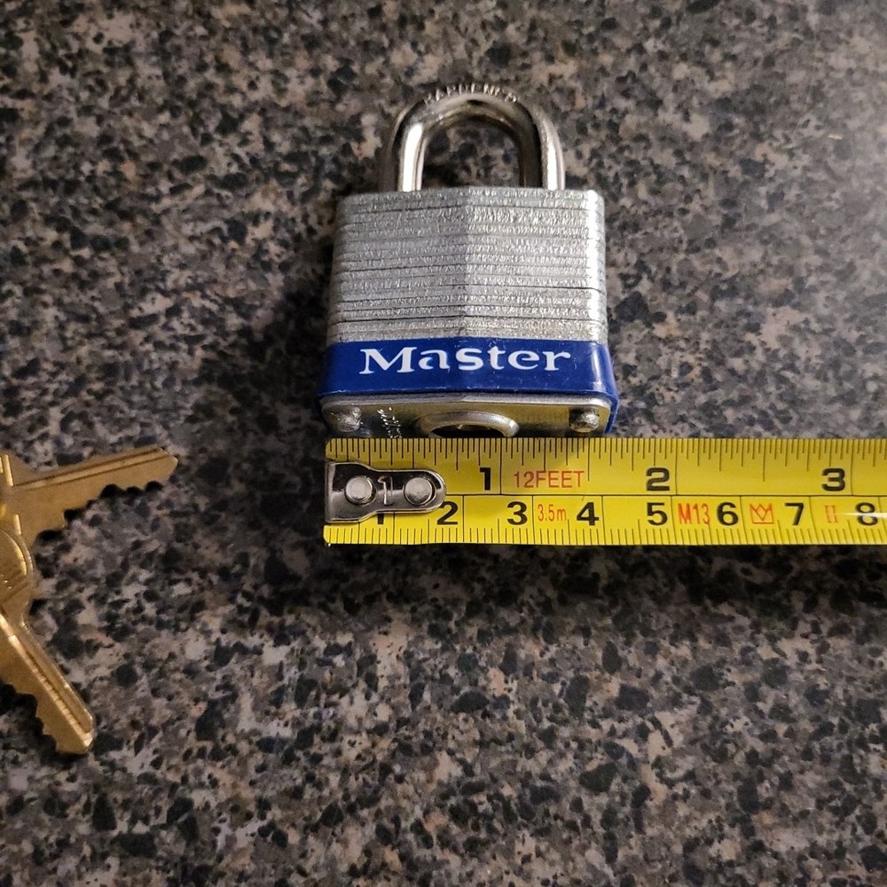 NEW IN BOX Master Lock No.3 Padlock