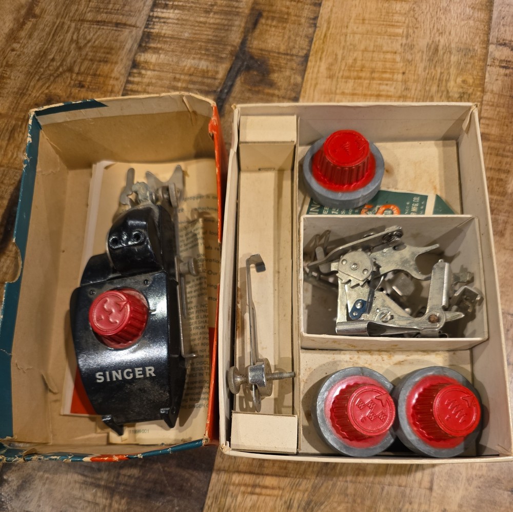 Singer Automatic Zigzagger Sewing Machine Attachment