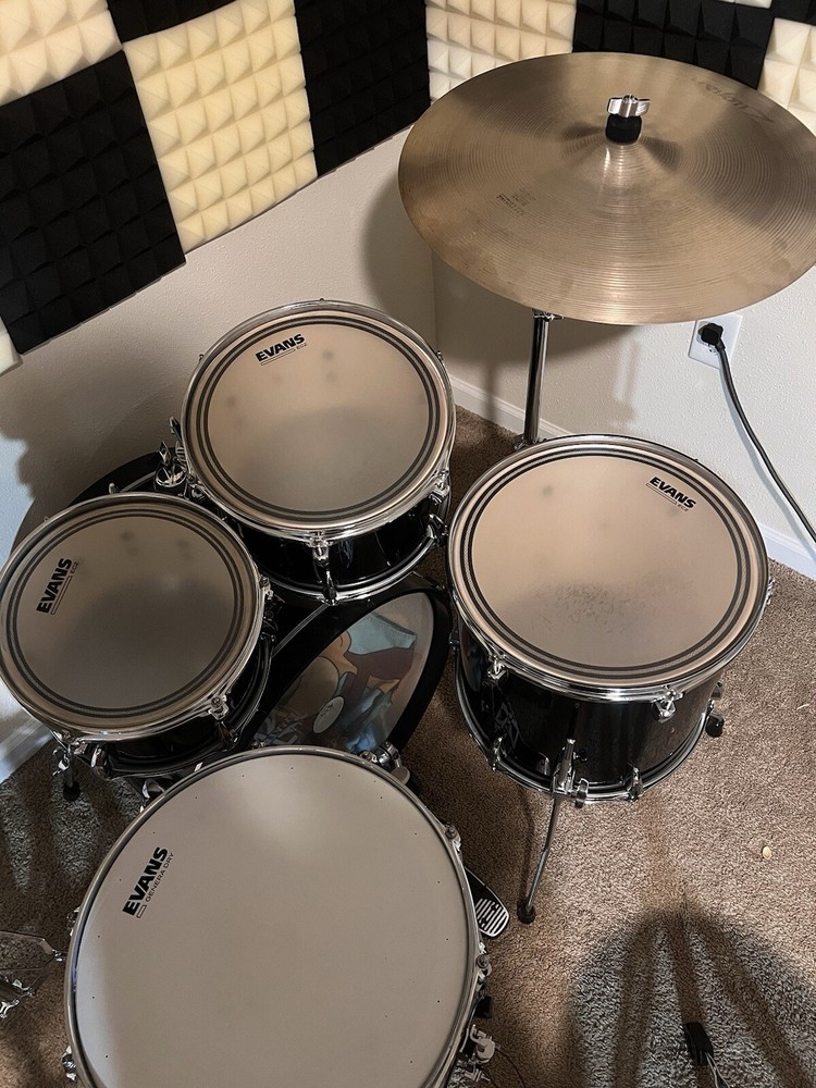 Drumset With Cymbals