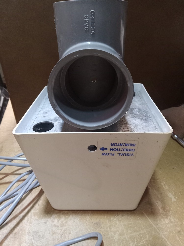 Heliotrope Flo-Verter HM 4000 12 VAC Motorized 2" CPVC 3-Way Diverting Valve NOS