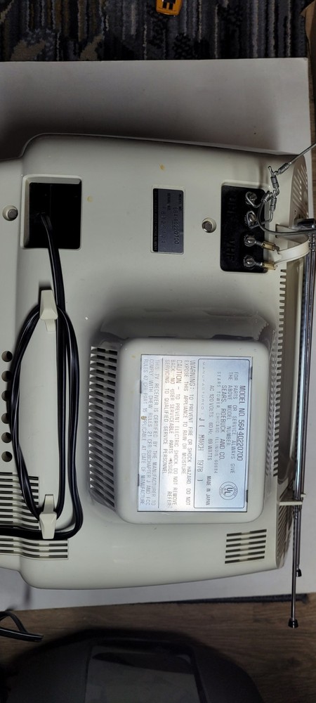 Sears Solid State Television Model 564.40220700 March 1978