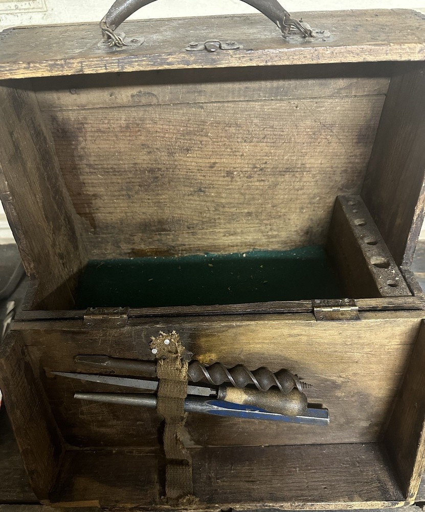 Vintage Machinist’s Tool Chest Drop Front Panel Masonry Tool Box Antique 1920’s