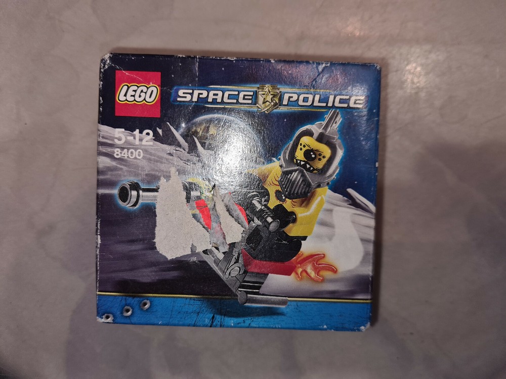 Lego Space Speeder 8400 (original box)