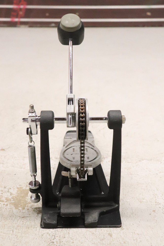 Pearl P-900 Single Chain Solid Base Bass Drum Pedal