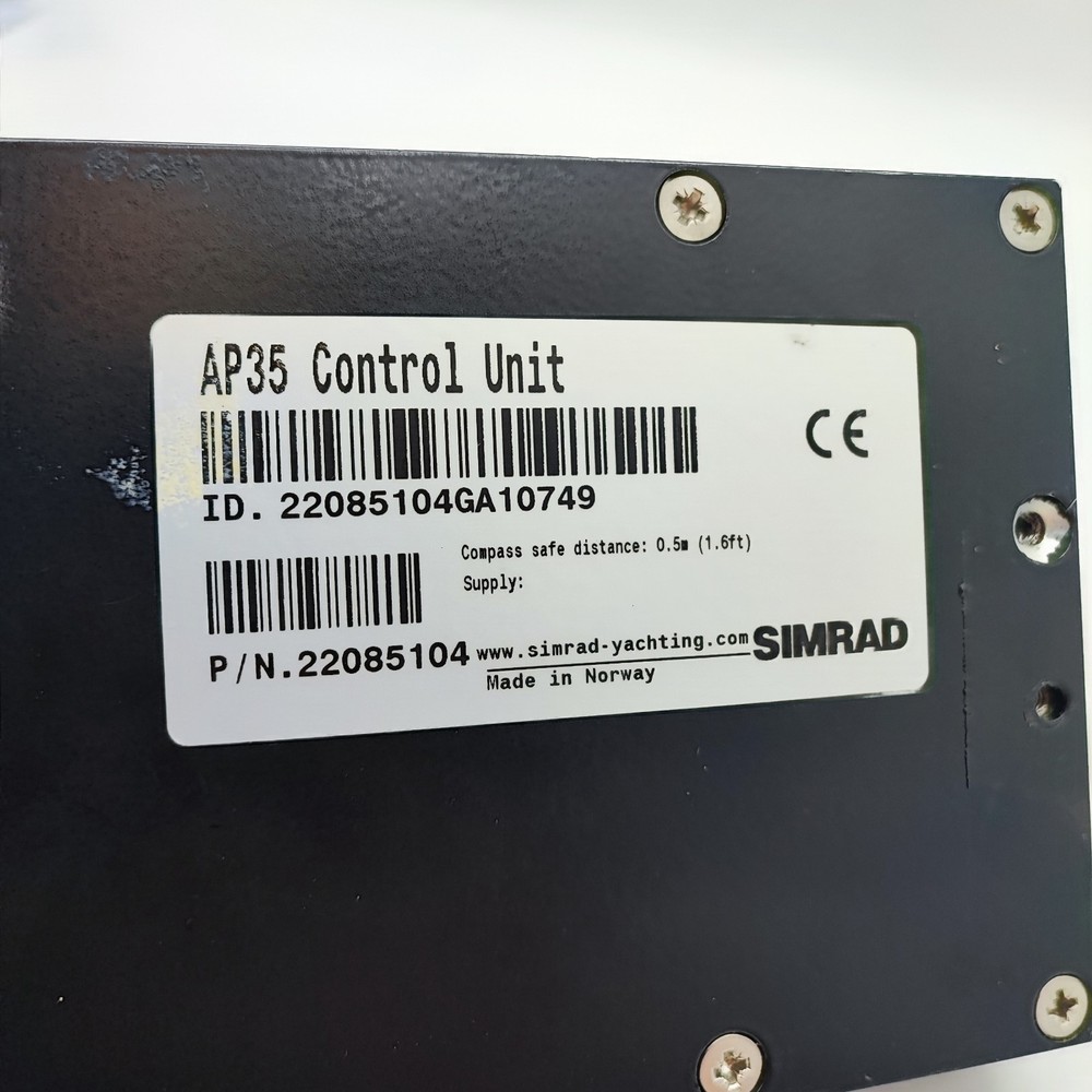 SIMRAD ROBERTSON AP35 Autopilot Control Unit Controller Display 22082937 AP 35