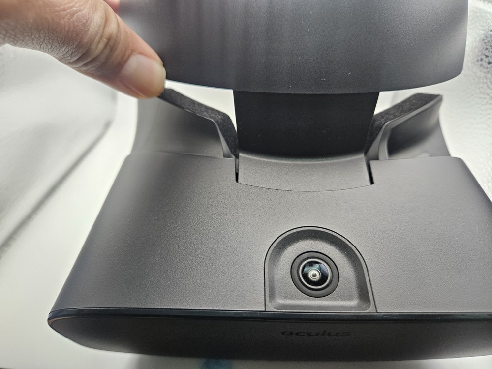 Oculus Rift S PC-Powered VR Gaming Headset And Carry Case Only