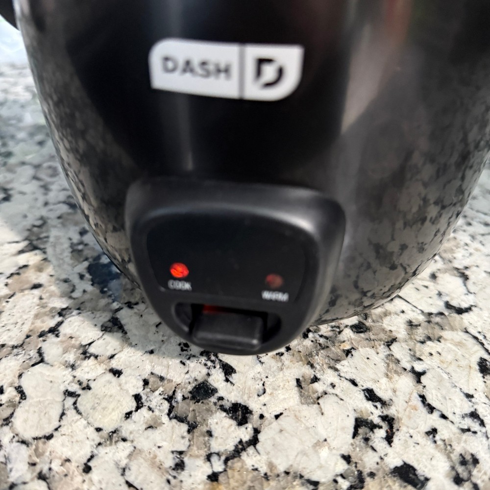 Dash Mini Rice Cooker Black 2 Cup Compact Cooker One-Touch Keep Warm