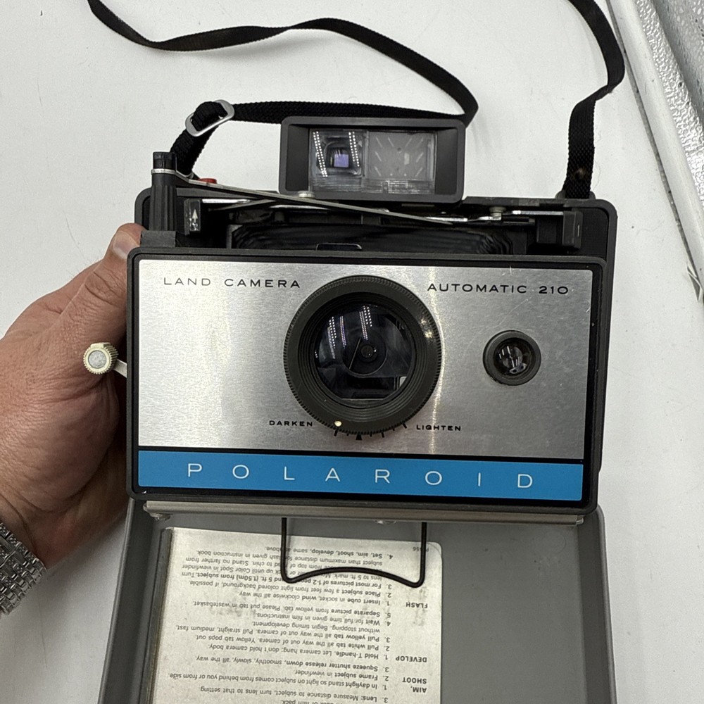 POLAROID AUTOMATIC LAND CAMERA 210 IN CASE WITH STRAP
