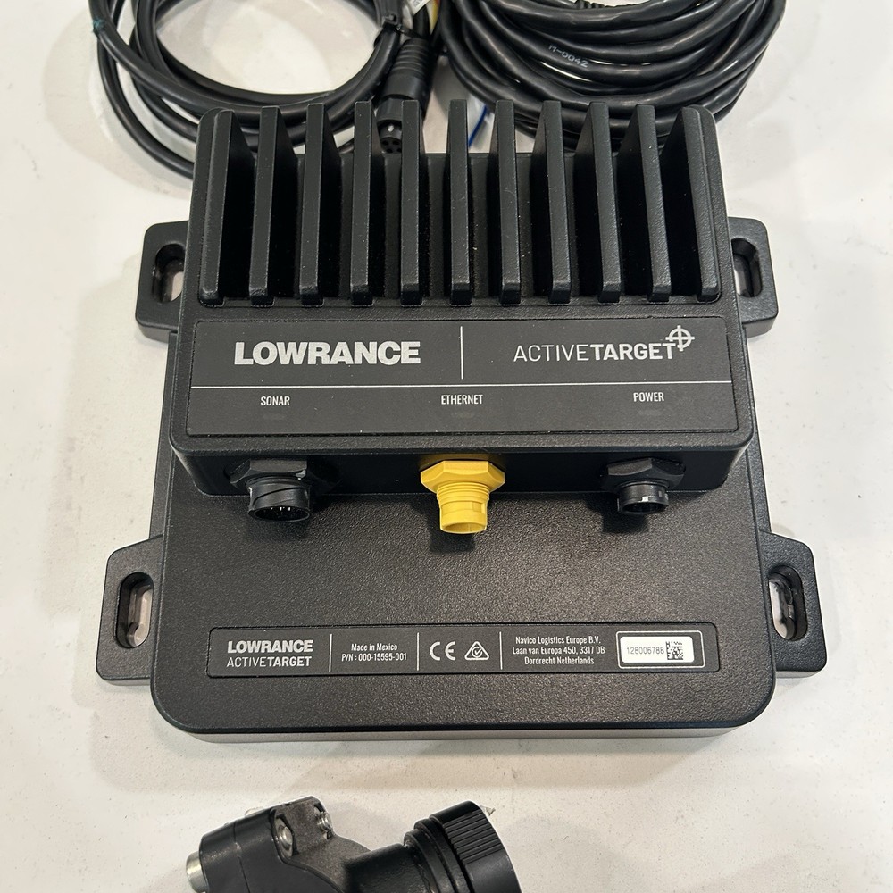 Lowrance Active Target 1 Sonar System Black Box And Transducer