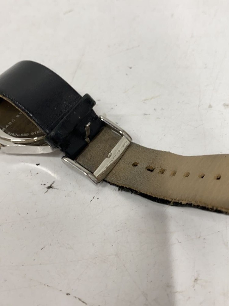 MARC BY MARC JACOBS Quartz Watch Analog Leather