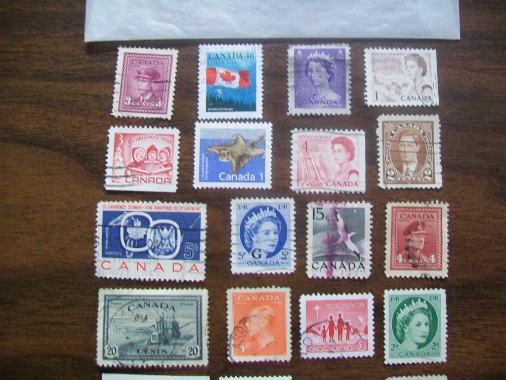 Canada Postage Stamps - Canada - Vintage - 20 Various Stamps (167)