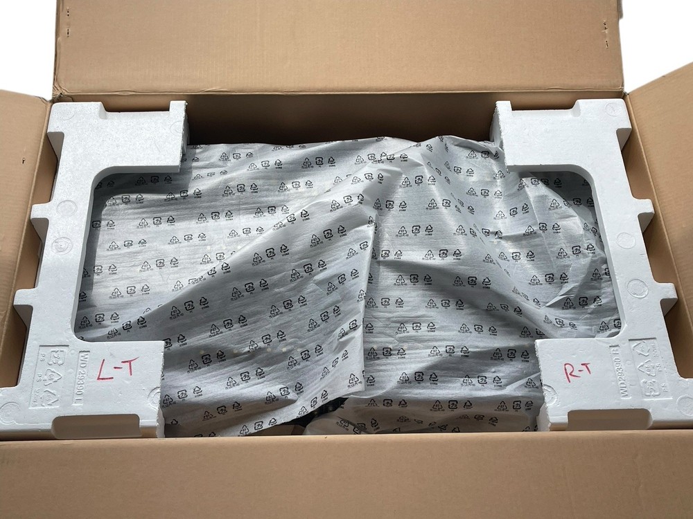 Yamaha Mixing Console MG32/14FX - Original Box