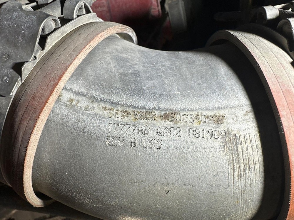 Peterbilt 386 Left/Driver Air Transfer Tube - Used