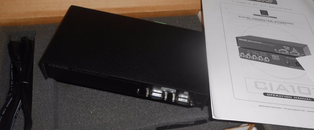 EXTRON INLINE COMPUTER INTERFACE W INT POWER SUPPLY CIA101 NIB