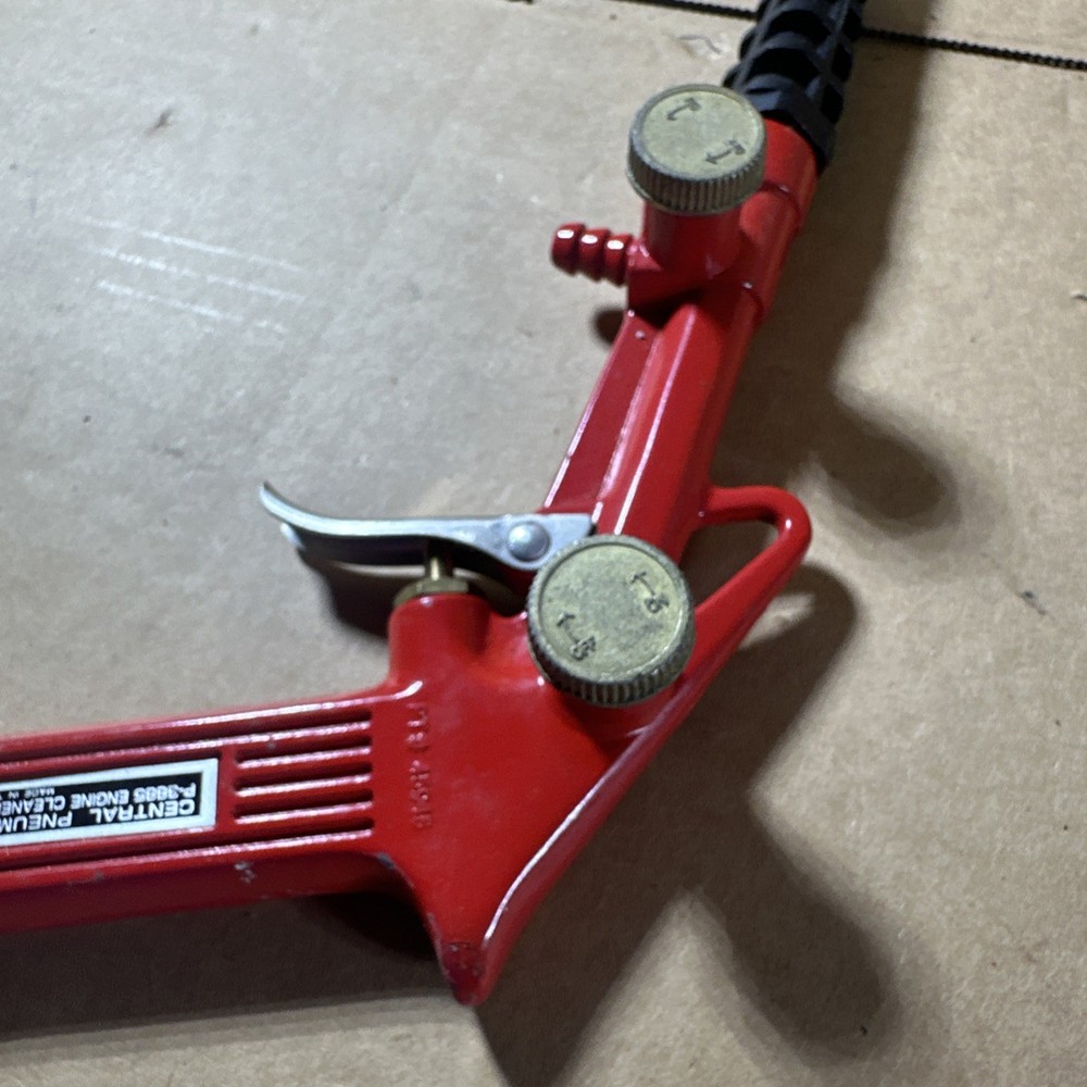 Central Pneumatic P-3885 Metal Engine Cleaner Tool