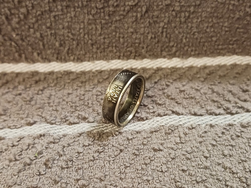 UTAH  State 90% Silver  Proof Washington Quarters coin ring  8  2007