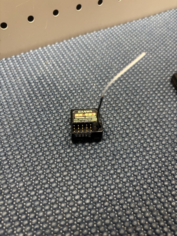 Sanwa RX-493 Receiver