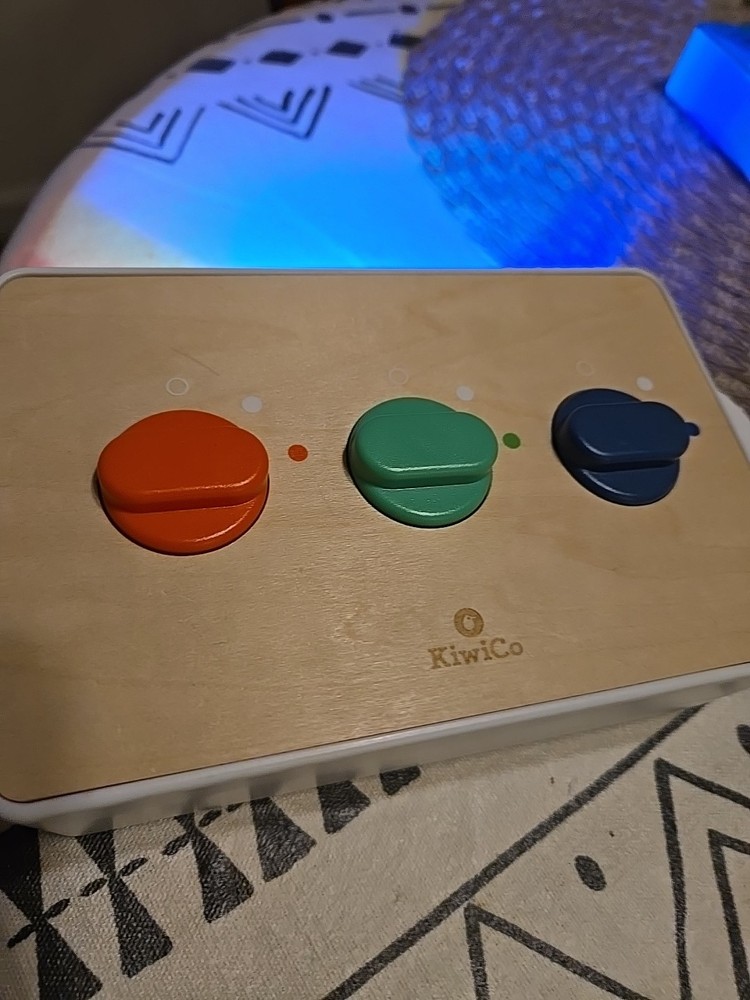 Light Play Lab By KIWICO