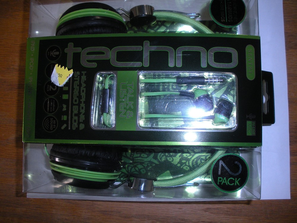 STEREO HEADPHNES & STEREO BUDS