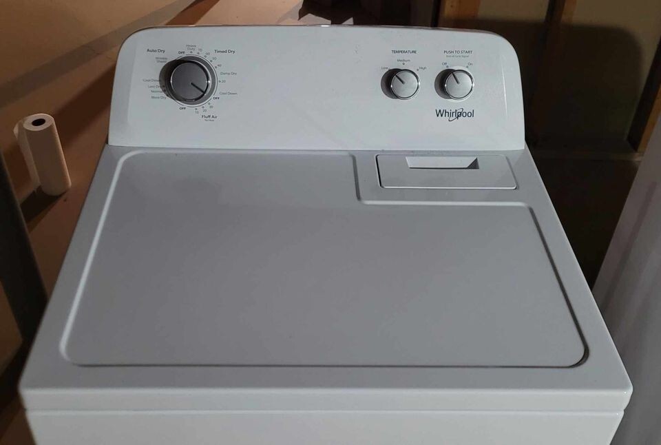 Maytag Dryer WED4850HW0 Pre-Owned