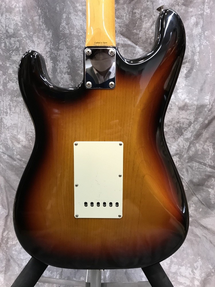Fender Japan ST62-105DMC