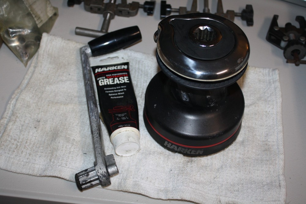 Harken 20 Marine Self‑Tailing Winch – Size 20