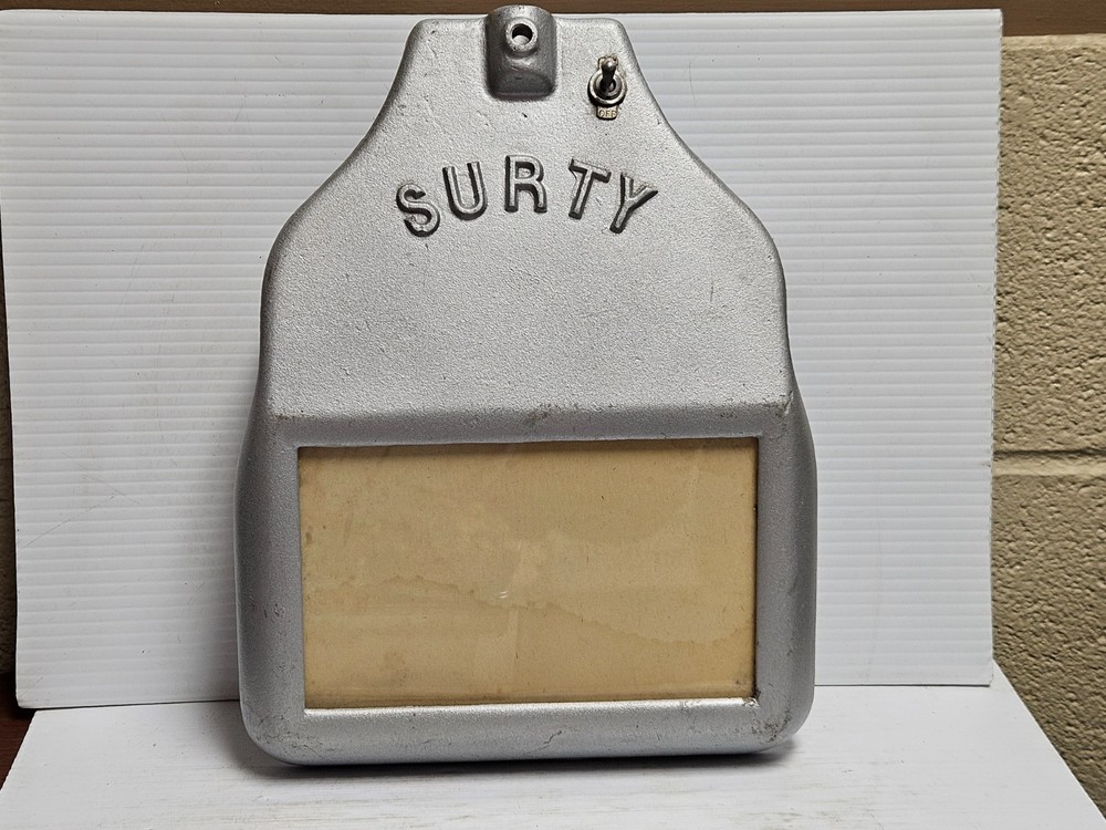 SURTY GRINDER FACE SHIELD GUARD WITH WINDOW 7-1/4"X4-1/4" MISSING BULB & SOCKET