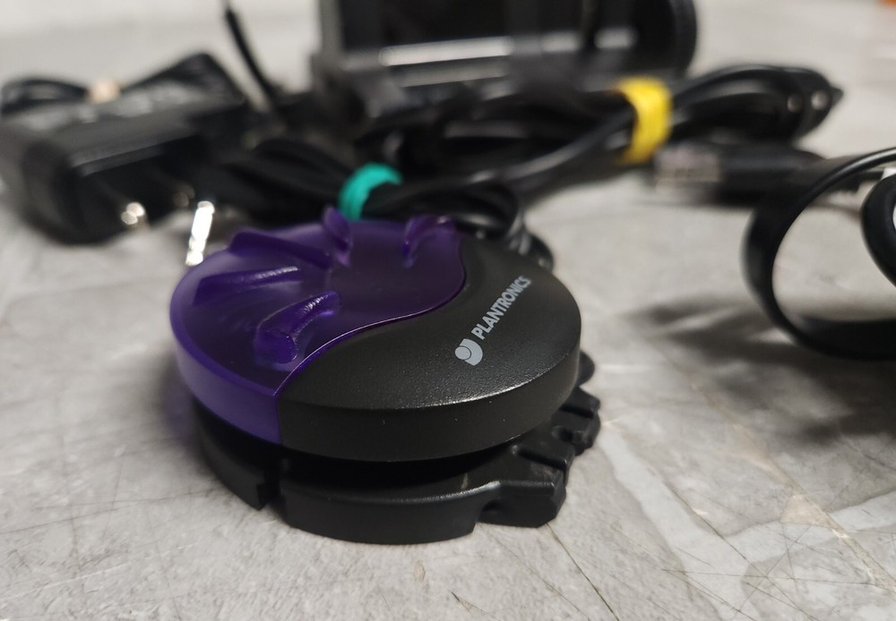 PLANTRONICS W02 DECT 6.0 Wireless Headset System READ