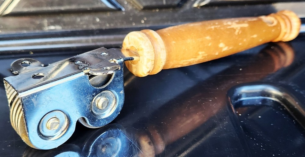 Vintage Ekco Pull Through Chrome Plated w/ Wood Handle Knife Sharpener (EUC)