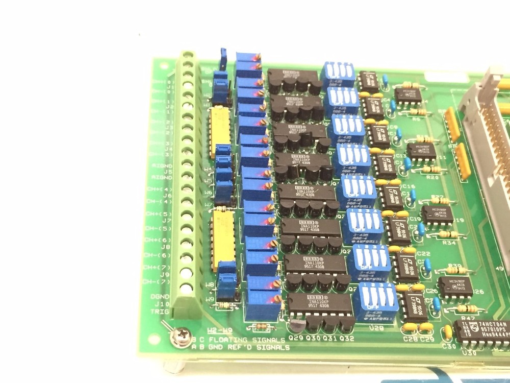 National Instruments SC-2040 Sampling Differential Amplifier 182665A-01