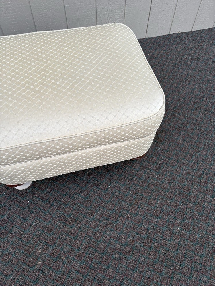 67376 ETHAN ALLEN Modern Ottoman Footstool Stool