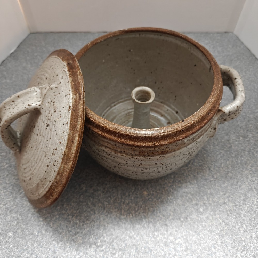Ceramic Stoneware Central Chimney Steamer Pot