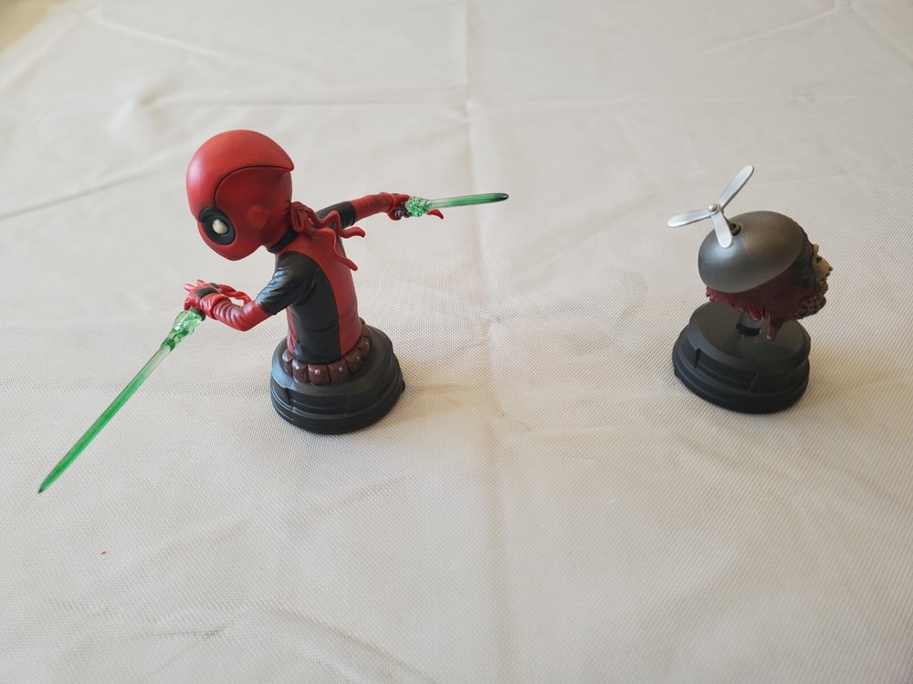 Kidpool And Zombie Headpool Mini Bust Deadpool 385/630
