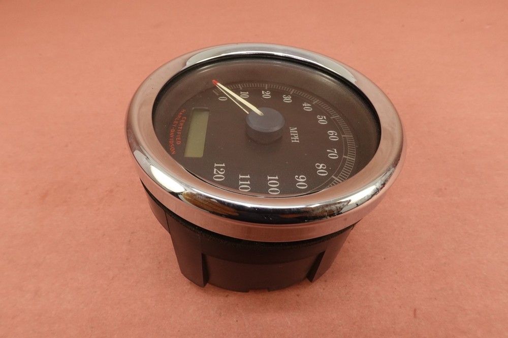 01-06 Harley Davidson Electra Glide FLHTCUI SPEEDOMETER SPEEDO