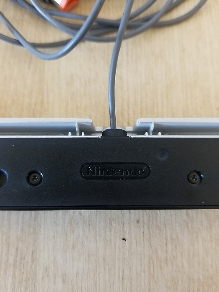 Nintendo Wii Sensor Bar RVL-014 OEM