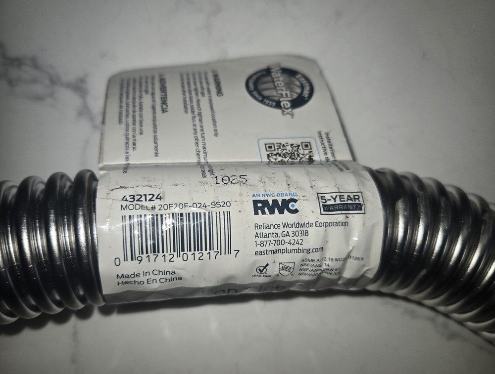 1-1/4 Inch FIP X 1-1/4 Inch FIP X 24 Inch Stainless Steel Water Heater Quickflex