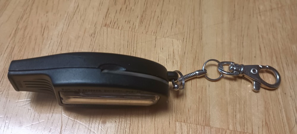 Directional Lightweight Pocket Compass Temperature Key Chain Magnifying