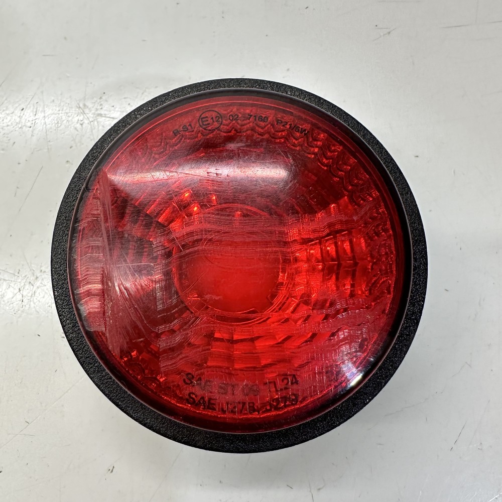 Taillight Asm - 2013 CanAm Commander | Silver