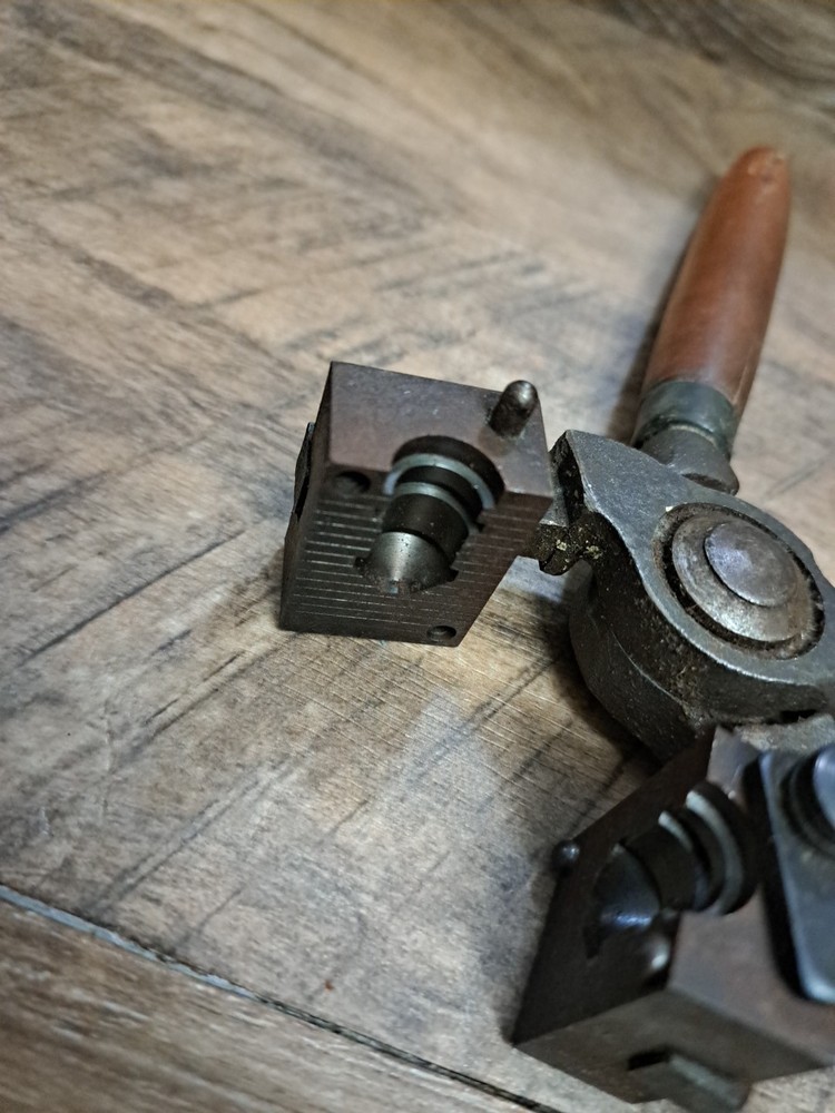 Lyman .50 Caliber Maxiball Blackpowder Muzzleloader Mold And Handles