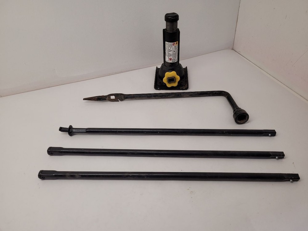 2013 GMC SIERRA 1500 Jack