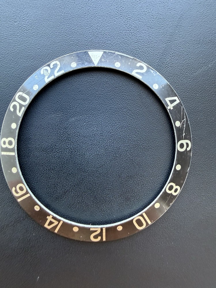 Rolex  Faded GMT Master Watch 16710  Bezel Black Insert  e11005