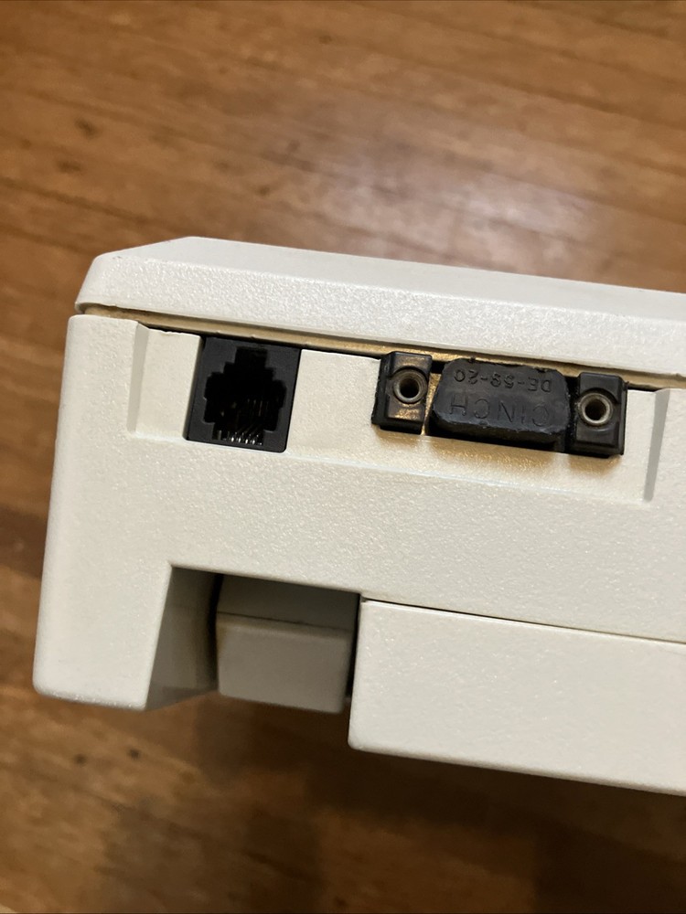 HP Hewlett Packard Model 110 Vintage Portable Computer 1980s