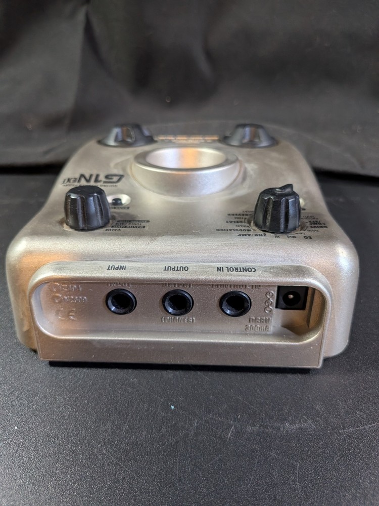 Zoom G1n EXT Multi-Effects Guitar Effect